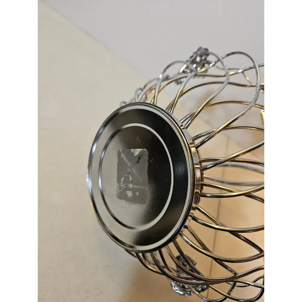 Decorative metal grape leaf design bread basket